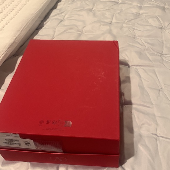 Valentino shoe box and 2 shoe bags ONLY (no shoes!) - Picture 4 of 5